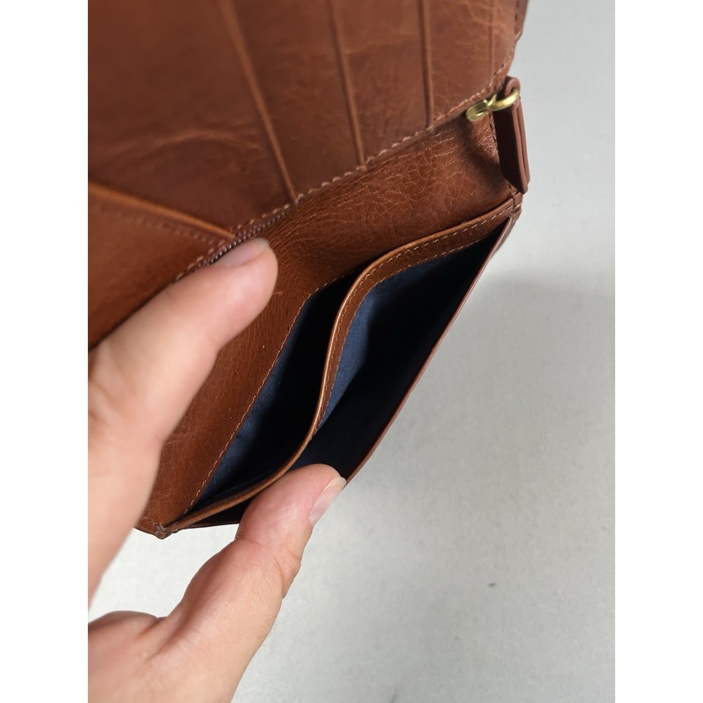 Fossil Men's Genuine Leather Brown Bifold Wallet Card and Passport Holder - Picture 14 of 15
